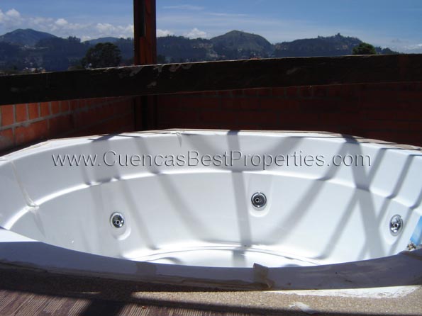 http://www.cuencasbestproperties.com/cuenca/cp0484/Jacuzzi_web.jpg